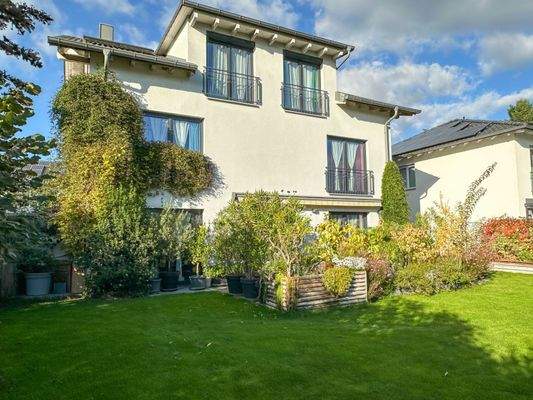 Hausansicht Gartenseite