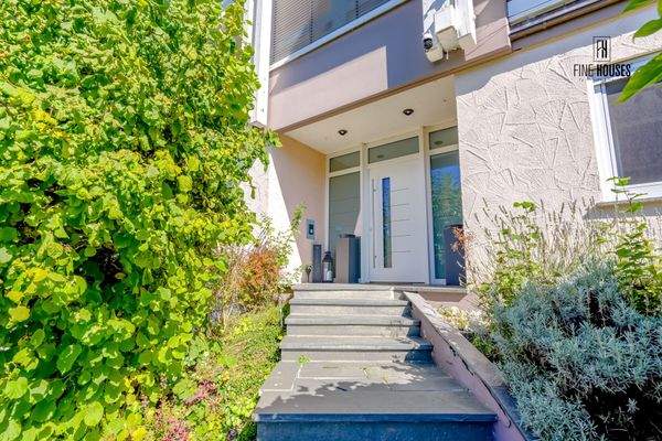 Außenansicht Eingang