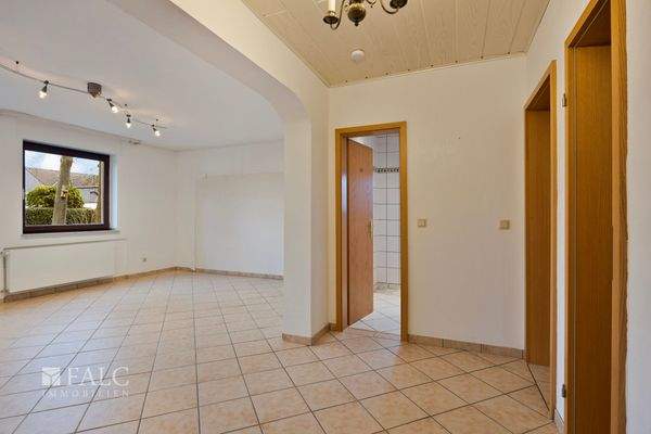 Flur / Zugang Wohnzimmer