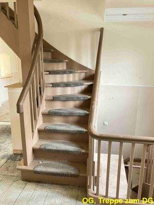 OG, Treppe zum DG.jpg