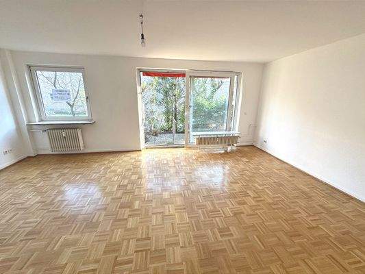 Wohnzimmer mit Terrasse