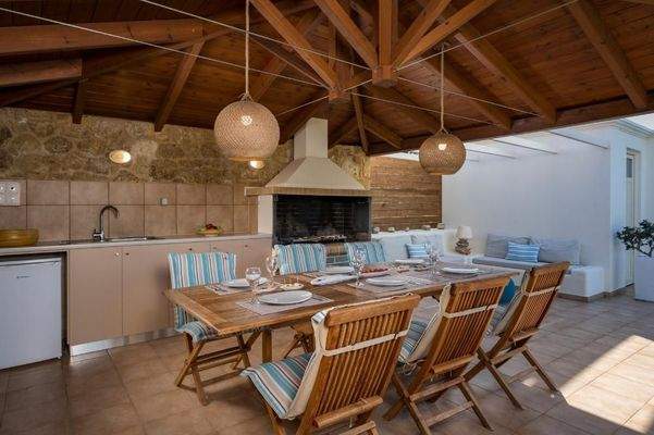 Kreta, Afrata: Premium-Villa mit Meerblick zu verkaufen