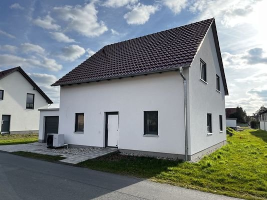 Blick auf das Einfamilienhaus