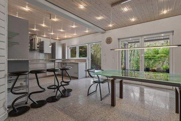 Küche und Essbereich