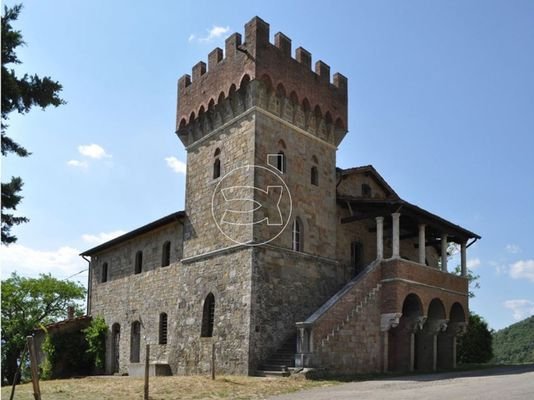 Imposanter Immobilienkomplex | Arezzo