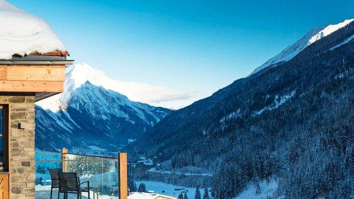 4 bed Penthouse St Anton exterior view from balcon