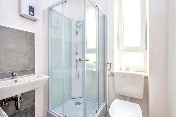 Vorderhaus - Sanierte Wohnung EG