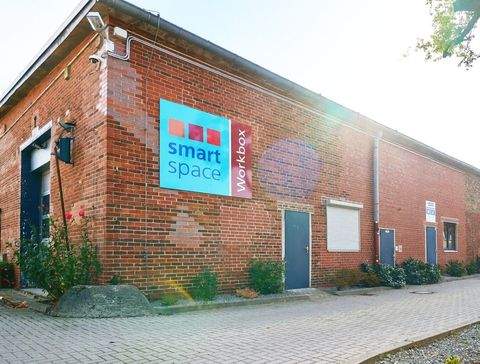 Berlin Halle, Berlin Hallenfläche