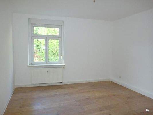 großes Kinder- oder Schlafzimmer