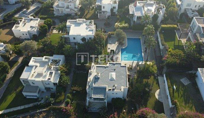 Furnished Apartment with Cove View in Bodrum Türkbükü