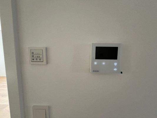 Ausstattung Steckdosen Sprechanlage.jpg