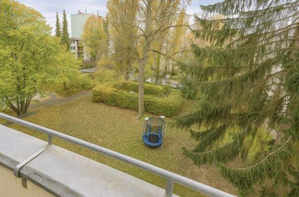 Ansicht in Blick in Richtung Grünanlage