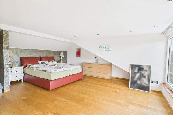 Schlossstraße 22 – 54293 Trier-Quint