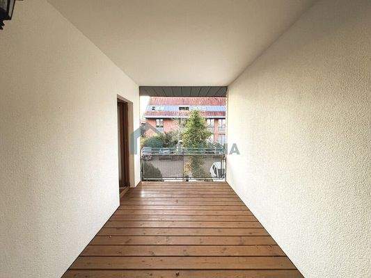 182.04-Loggia Ansicht 1