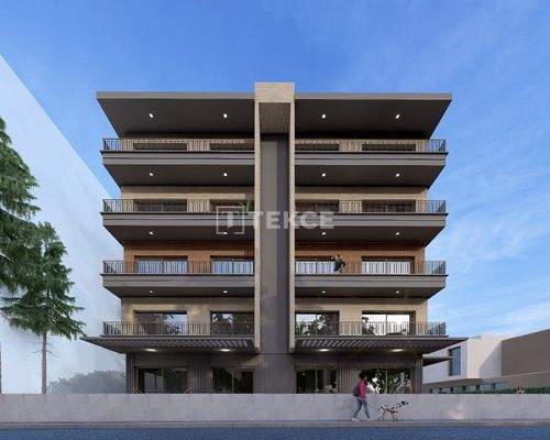 Apartments in a New Building with Elevator in Kuşadası Center