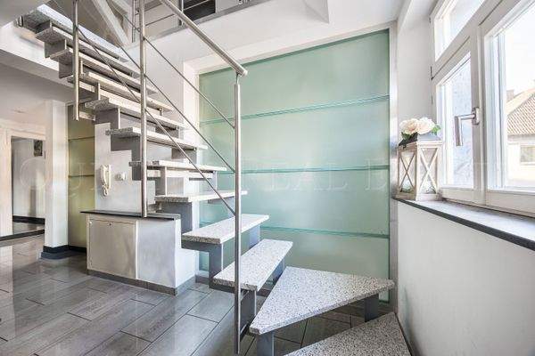 Treppenaufgang OG zu DG