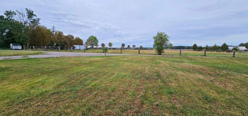 Grundstück hinter der Scheune 