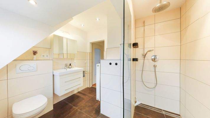 Badezimmer Dachgeschoss