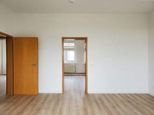 Wohnzimmer mit Schlafzimmer