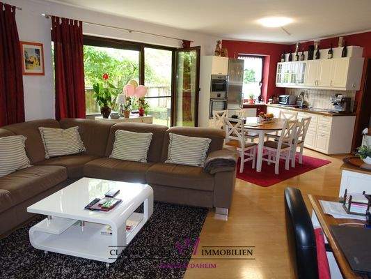 Einliegerwohnung mit eigener Terrasse u. separatem