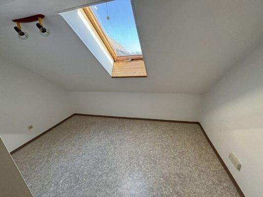 Kinderzimmer - Geräumiges 3 Zimmer Appartement im Dachgeschoss mit PKW-Stellplatz Miete Grödig Salzburg