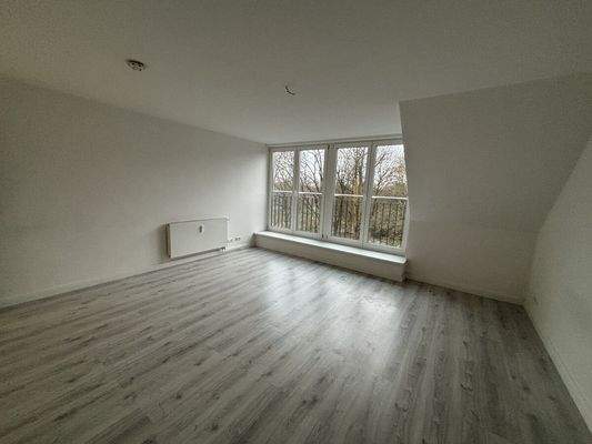 20251210_142802885_iOS