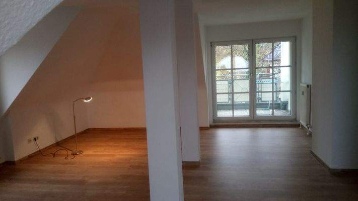 Wohnraum mit Terrasse