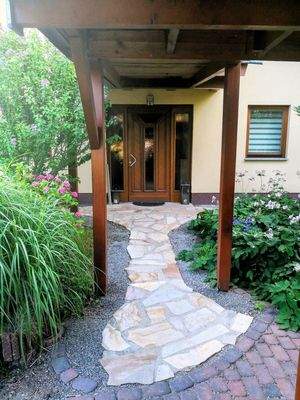 Eingangsbereich überdacht