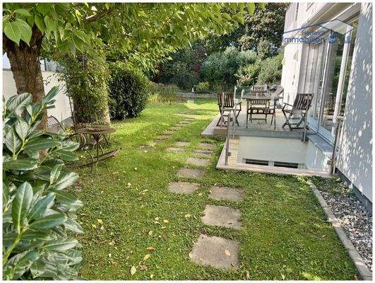 Großzügiges Grundstück