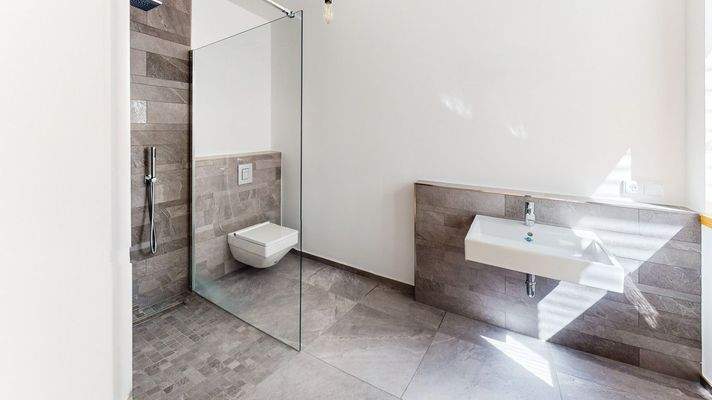 Badezimmer Untergeschoss