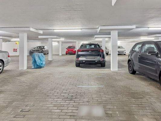 Tiefgaragenstellplatz