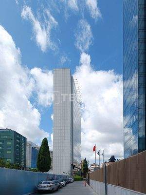 Real Estate Close to Metrobüs is İstanbul Şişli Mecidiyeköy