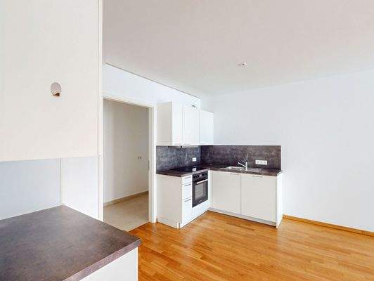 Küche mit separater Arbeitsfläche