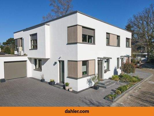 "Modern Art" in Isernhagen-Süd