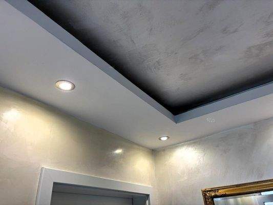 Wände und Decken im Marmorspachteldesign