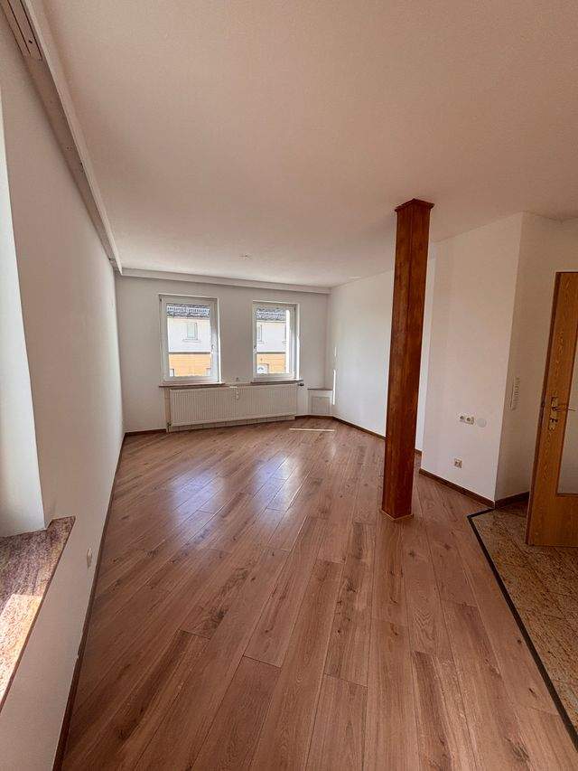 Geräumige 3-Zimmer-Wohnung in Ponitz - Ideal für Familien und Haustierliebhaber - Photo 2