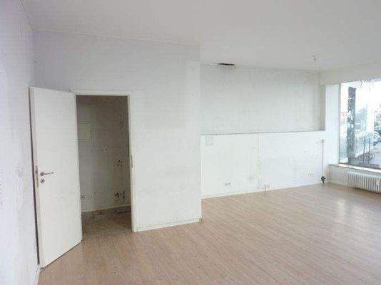 Blick auf kleine Küche