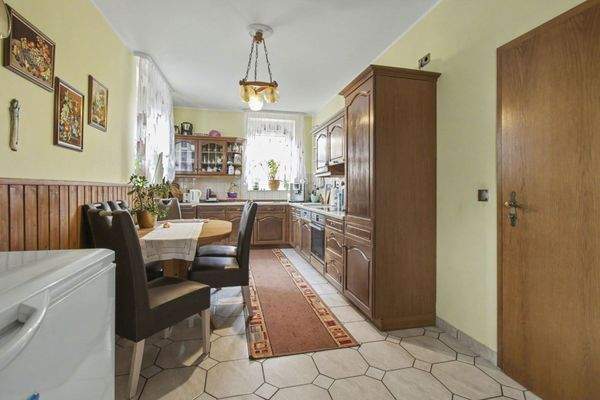 Küche mit EBK EG (EFH)