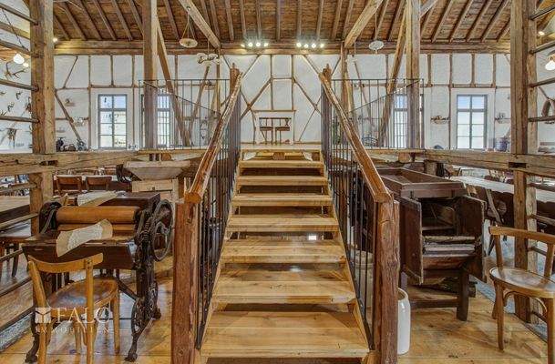 Aufgang Empore Scheune