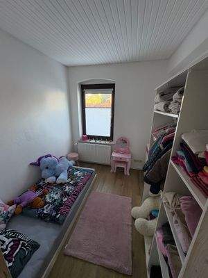 halbes Zimmer, Whg. EG