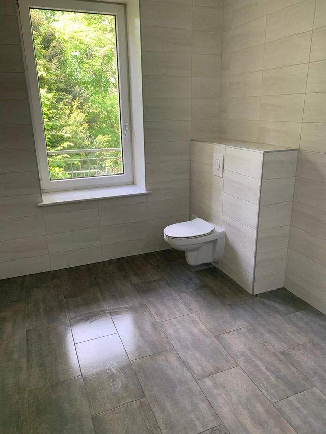 Helle 2 Raum Wohnung mit Balkon und Einbauküche zu vermieten - Foto 3