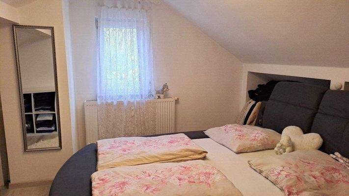 Dach ist ausgebaut !