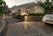 ext_bungalow_92_streetview02_abend.png