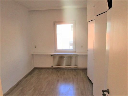Kinderzimmer mit Einbauschrank