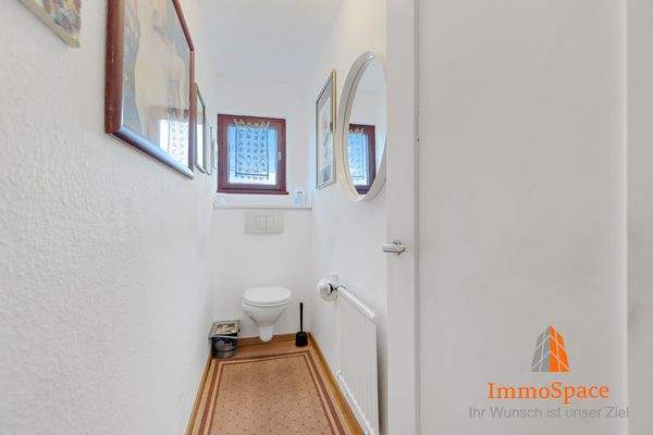 Separates WC im Erdgeschoss