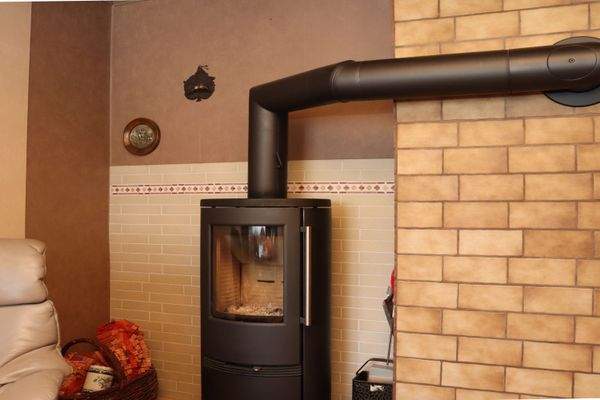 Kamin im Gästezimmer EG