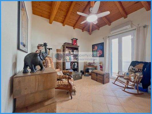 4a6488526fe441409bc15ade9005ede6-original