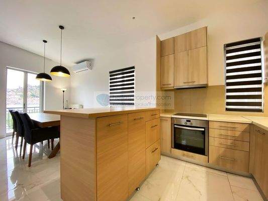 img_767d2abe-b1bc-4b34-9c80-ac6accafb967