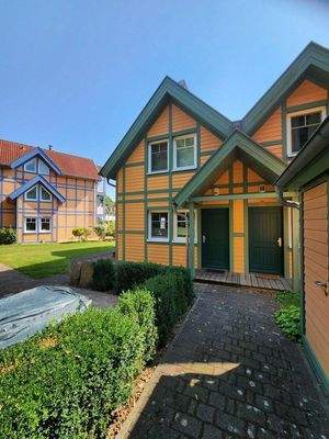 Vorderseite m. Eingang