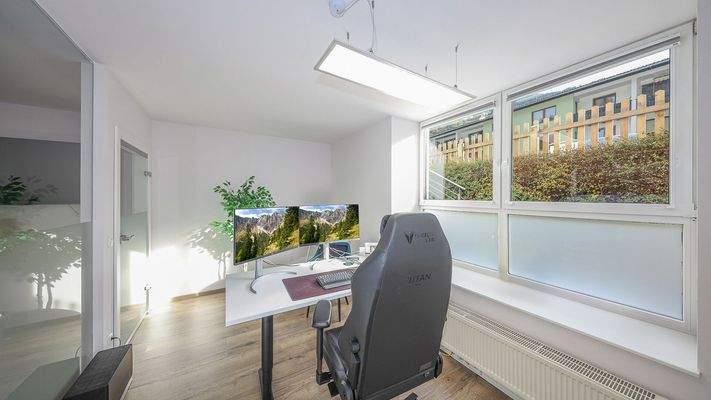 KITZIMMO-Büro Praxis in frequentierter Lage kaufen - Immobilien Kitzbühel.